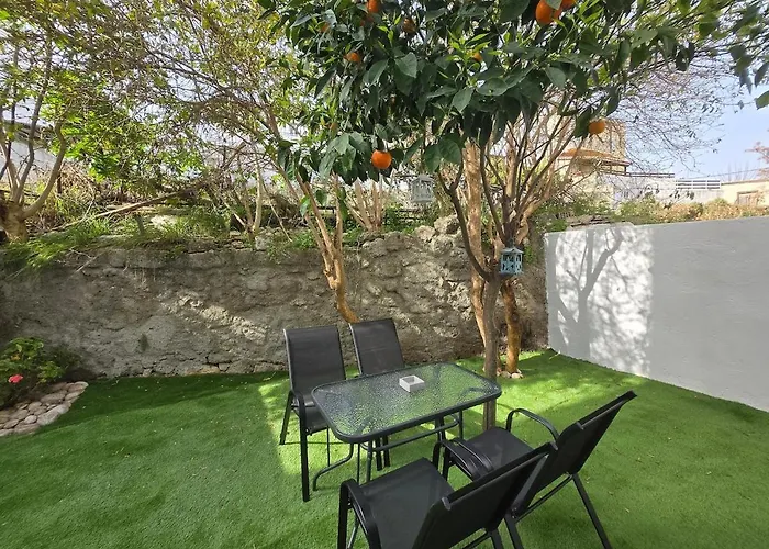 Konnet #2 * Rhodes City